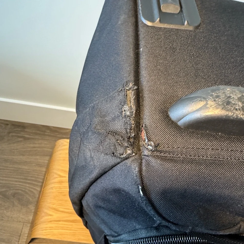 Herschel Supply Co. Outfitter Wheelie Luggage 50L - Picture 7 of 7